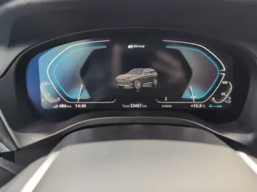 BMW X3 xDrive30e   DAB HIFI LASERLICHT HEAD-UP