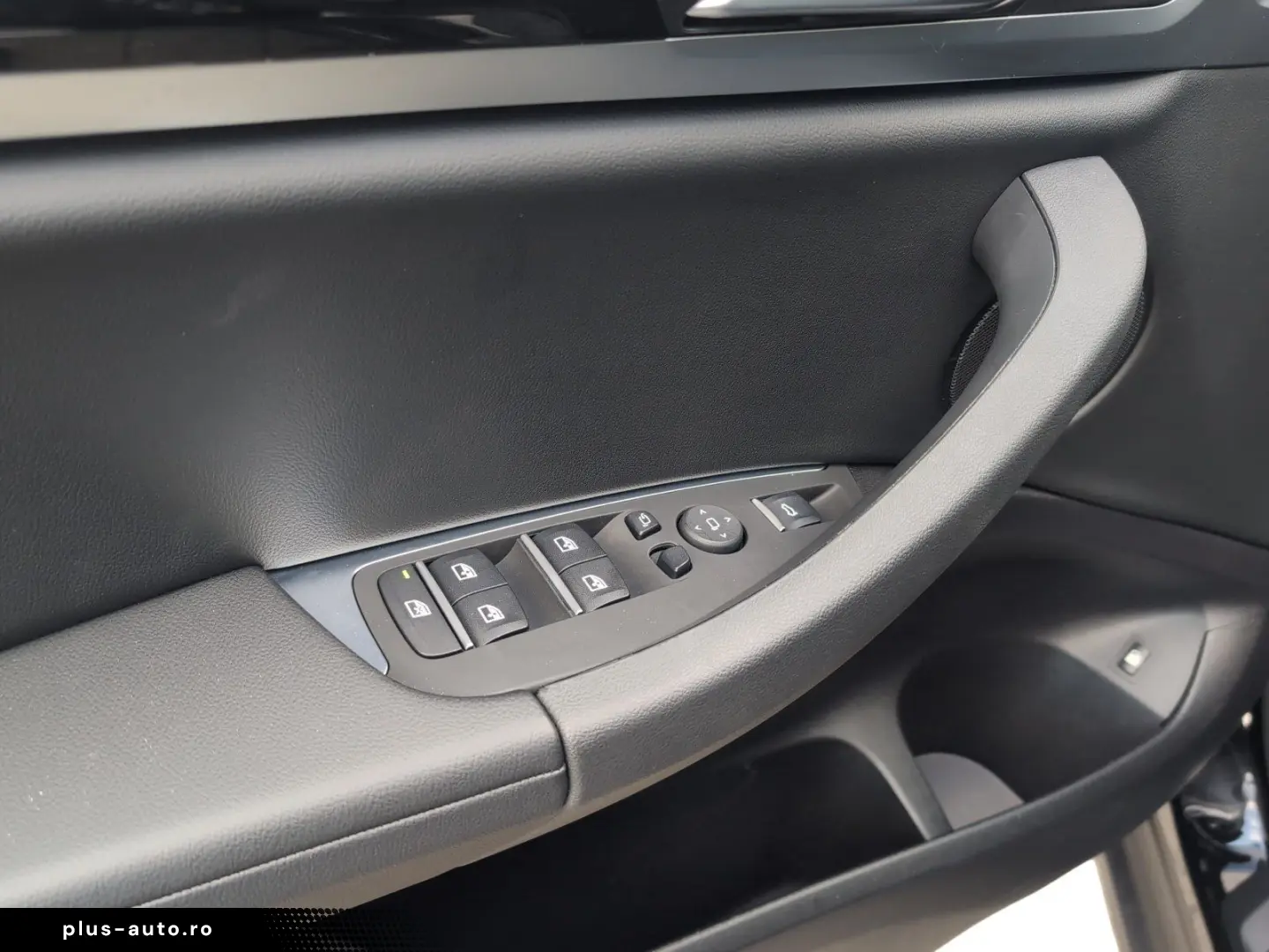 BMW X3 xDrive30e   DAB HIFI LASERLICHT HEAD-UP