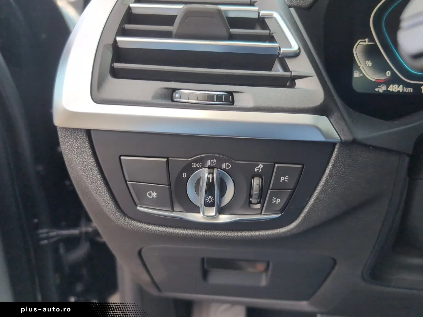 BMW X3 xDrive30e   DAB HIFI LASERLICHT HEAD-UP