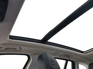 BMW X3 xDrive30e   DAB HIFI LASERLICHT HEAD-UP