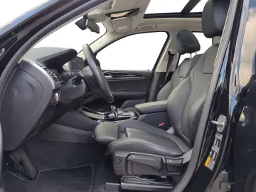 BMW X3 xDrive30e   DAB HIFI LASERLICHT HEAD-UP