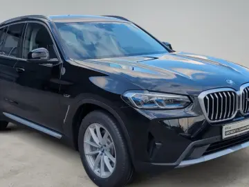BMW X3 xDrive30e   DAB HIFI LASERLICHT HEAD-UP