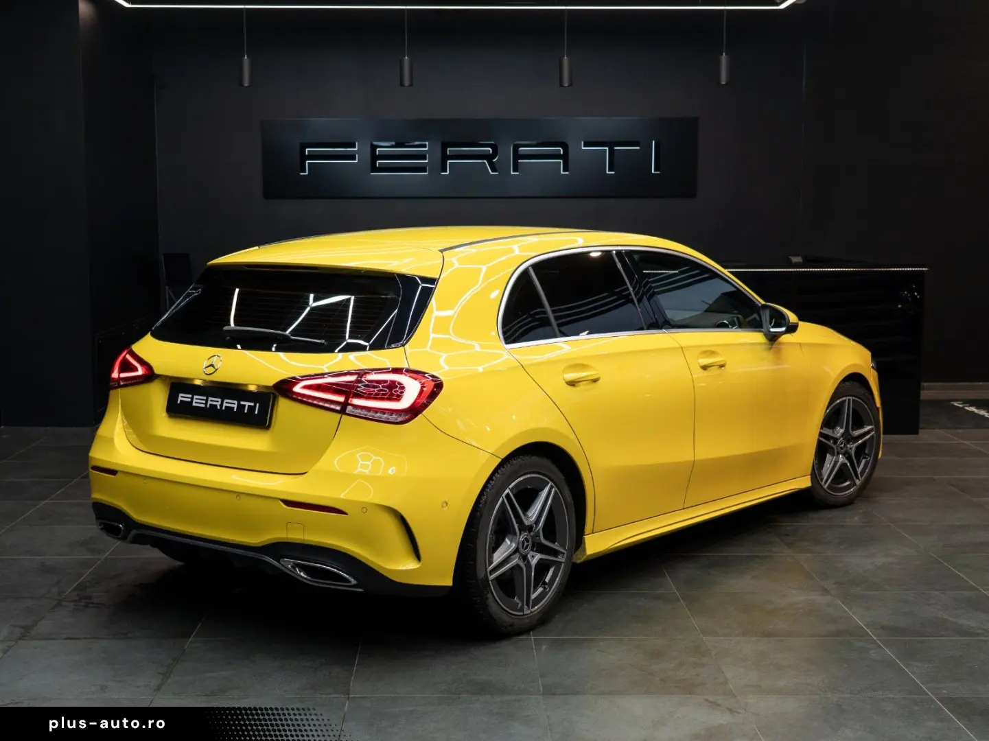MERCEDES-BENZ A 180 AMG