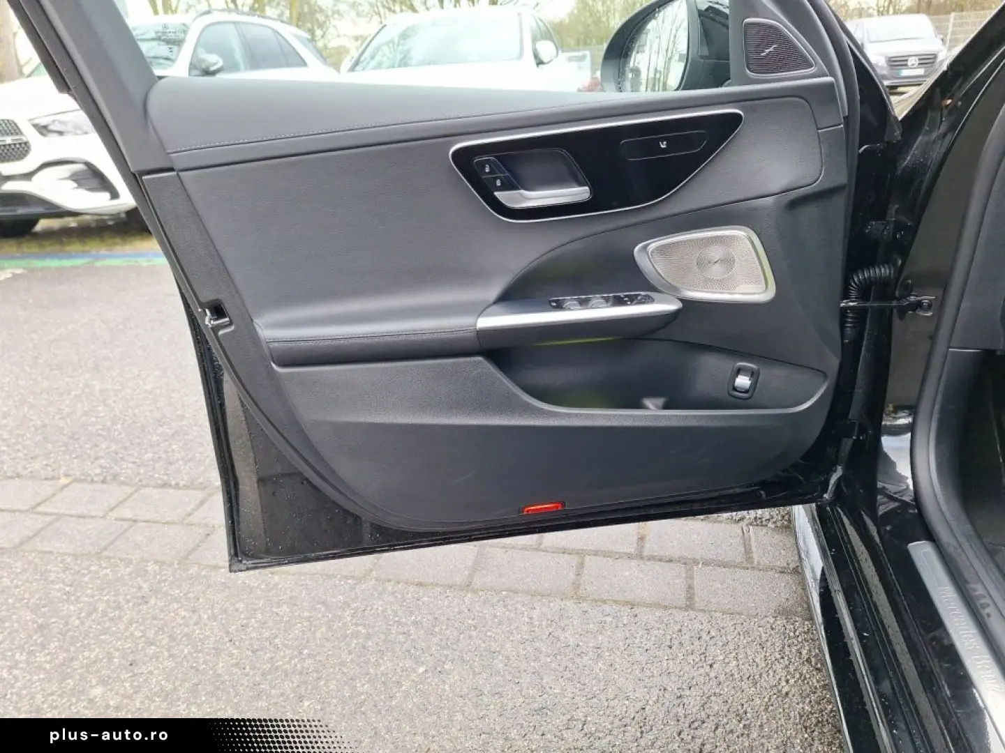 MERCEDES-BENZ C 200 d AMG Advanced Burmester Ambiental Licht