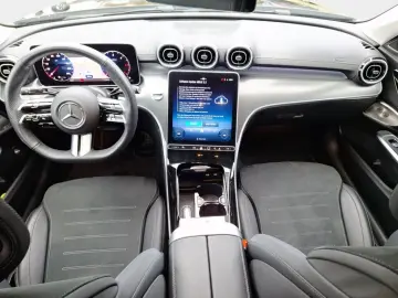 MERCEDES-BENZ C 200 d AMG Advanced Burmester Ambiental Licht