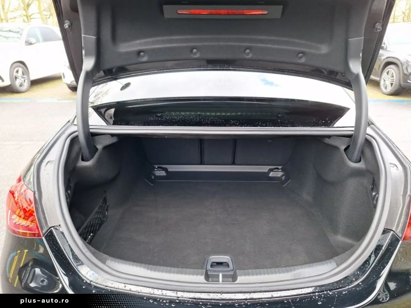 MERCEDES-BENZ C 200 d AMG Advanced Burmester Ambiental Licht