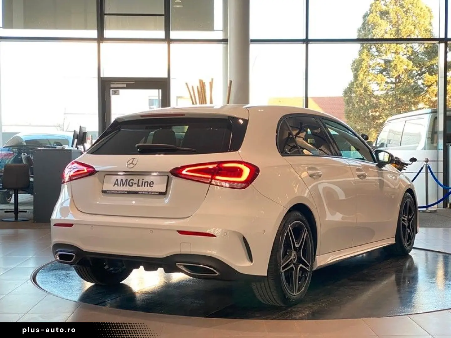 MERCEDES-BENZ A 200 AMG-Line NightP MBUX Multibeam Sthz HUD