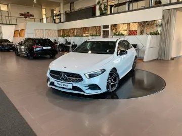 MERCEDES-BENZ A 200 AMG-Line NightP MBUX Multibeam Sthz HUD