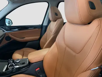 BMW X3 xDrive30e LiveCockpitProf Kamera Pano.Dach