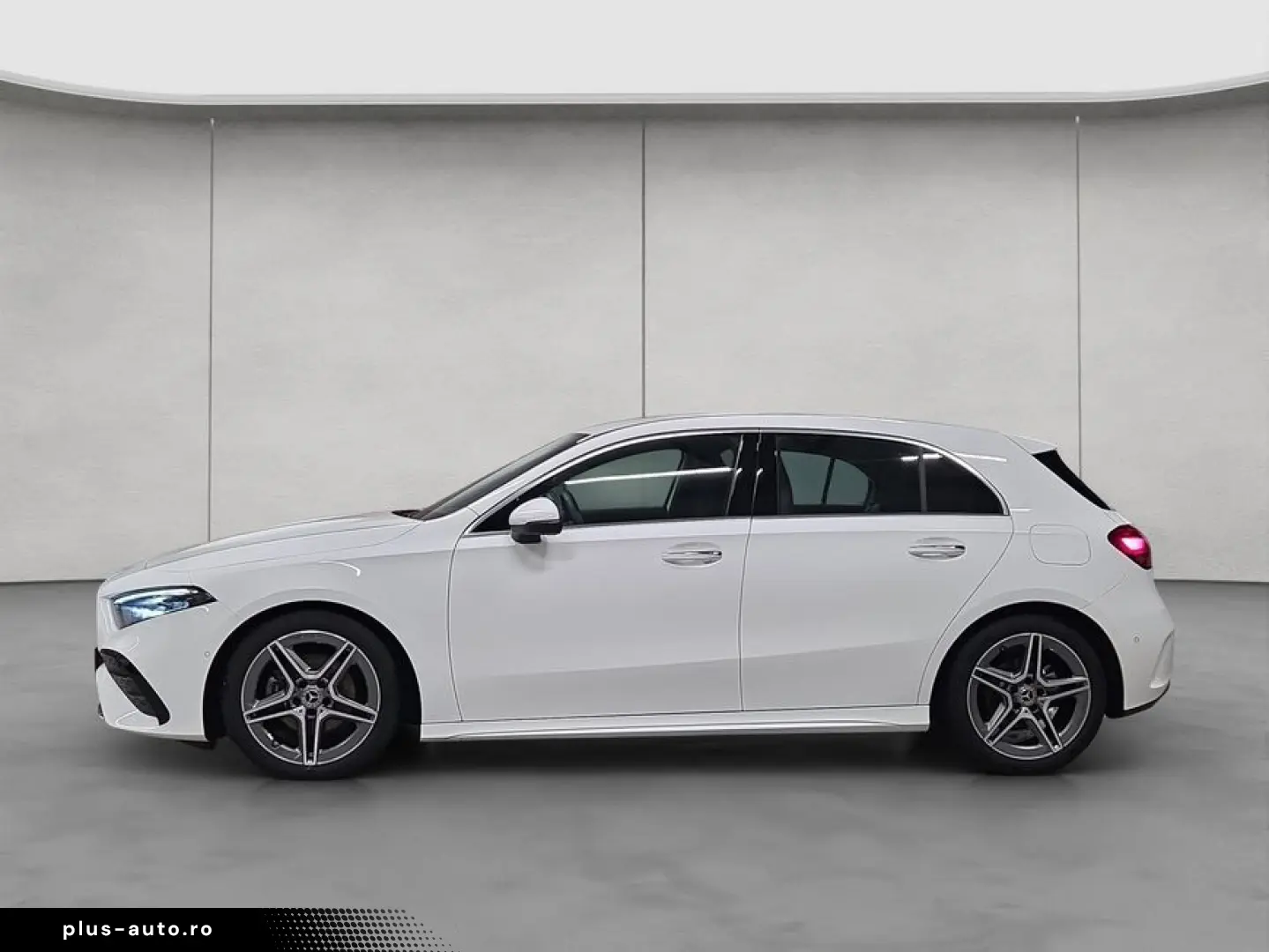 MERCEDES-BENZ A 180 AMG Advanced Plus Winter 4905 km