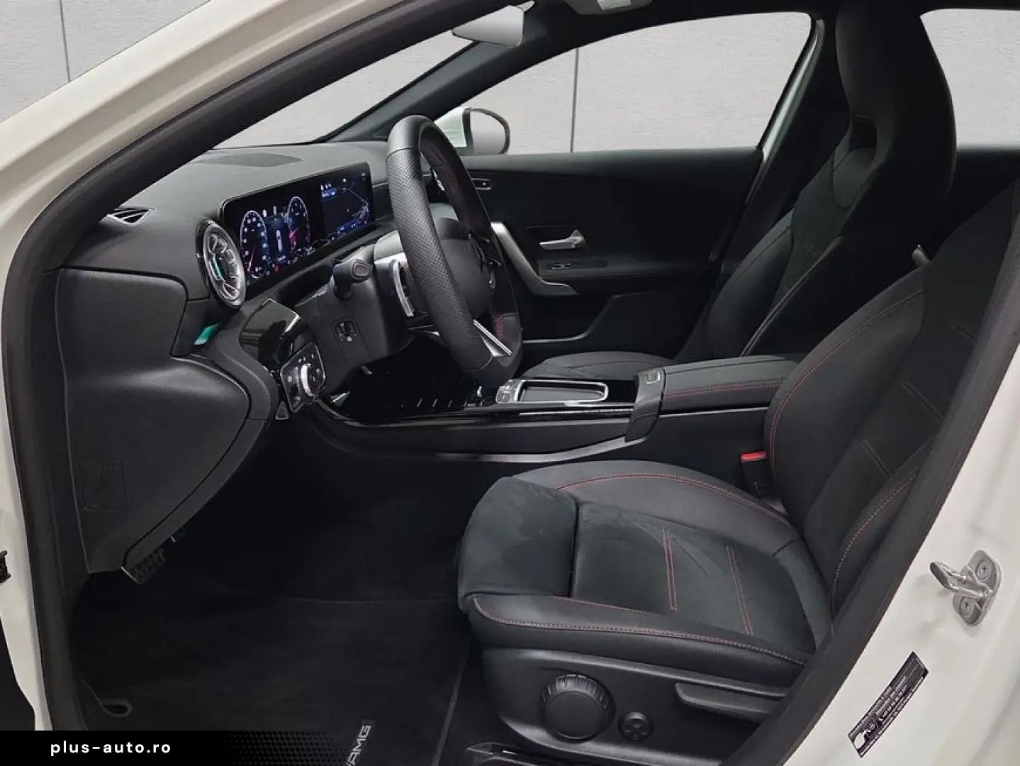 MERCEDES-BENZ A 180 AMG Advanced Plus Winter 4905 km