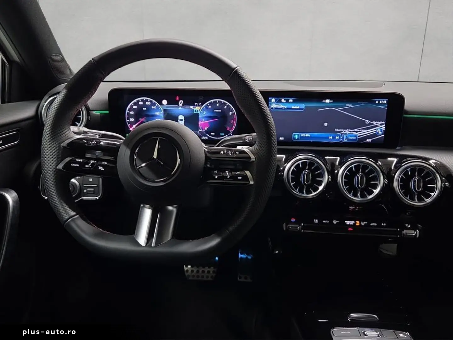 MERCEDES-BENZ A 180 AMG Advanced Plus Winter 4905 km