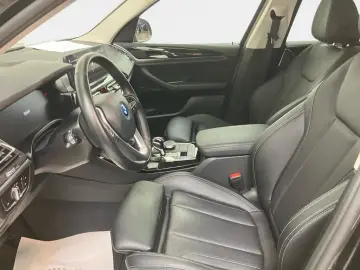 BMW X3 xDrive30e Aut. Lenkradhzg HiFi wenig KM