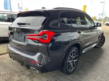 BMW X3 xDrive 20i A M Sport Navi Leder 360 Grad LED