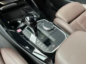 BMW X3 xDrive 20i A M Sport Navi Leder 360 Grad LED