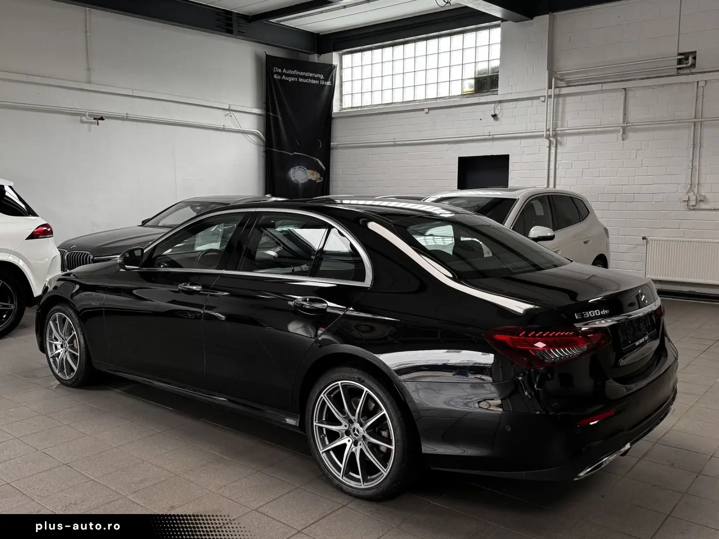 MERCEDES-BENZ E 300 de 4M AMG  MBUX HUD MULTIBEAM DISTR.