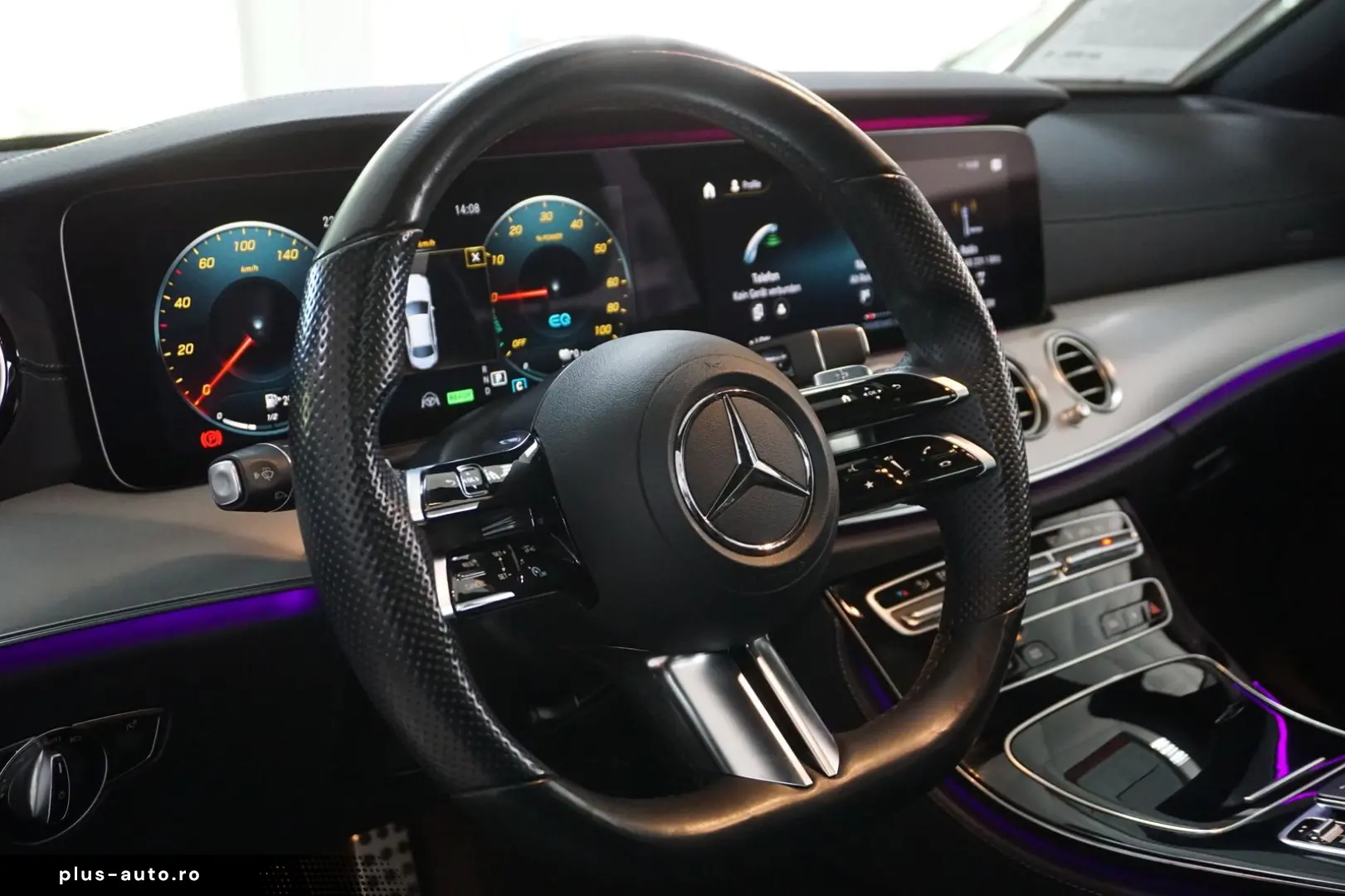 MERCEDES-BENZ E 300 de 4M AMG  MBUX HUD MULTIBEAM DISTR.