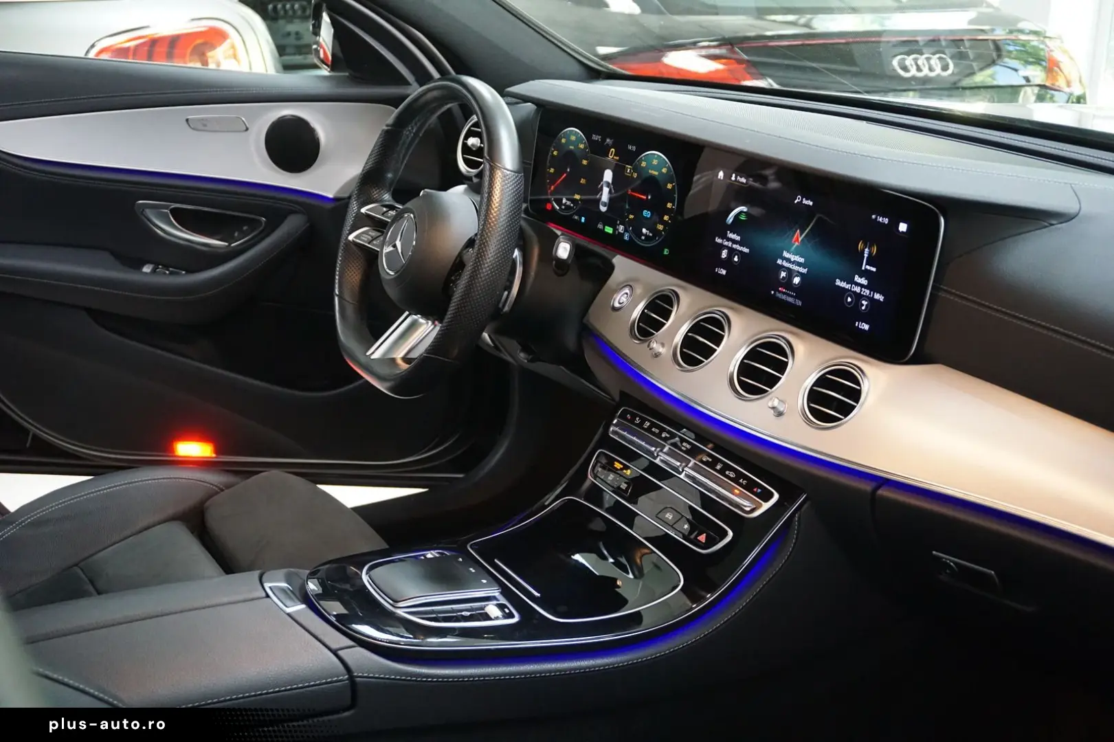 MERCEDES-BENZ E 300 de 4M AMG  MBUX HUD MULTIBEAM DISTR.