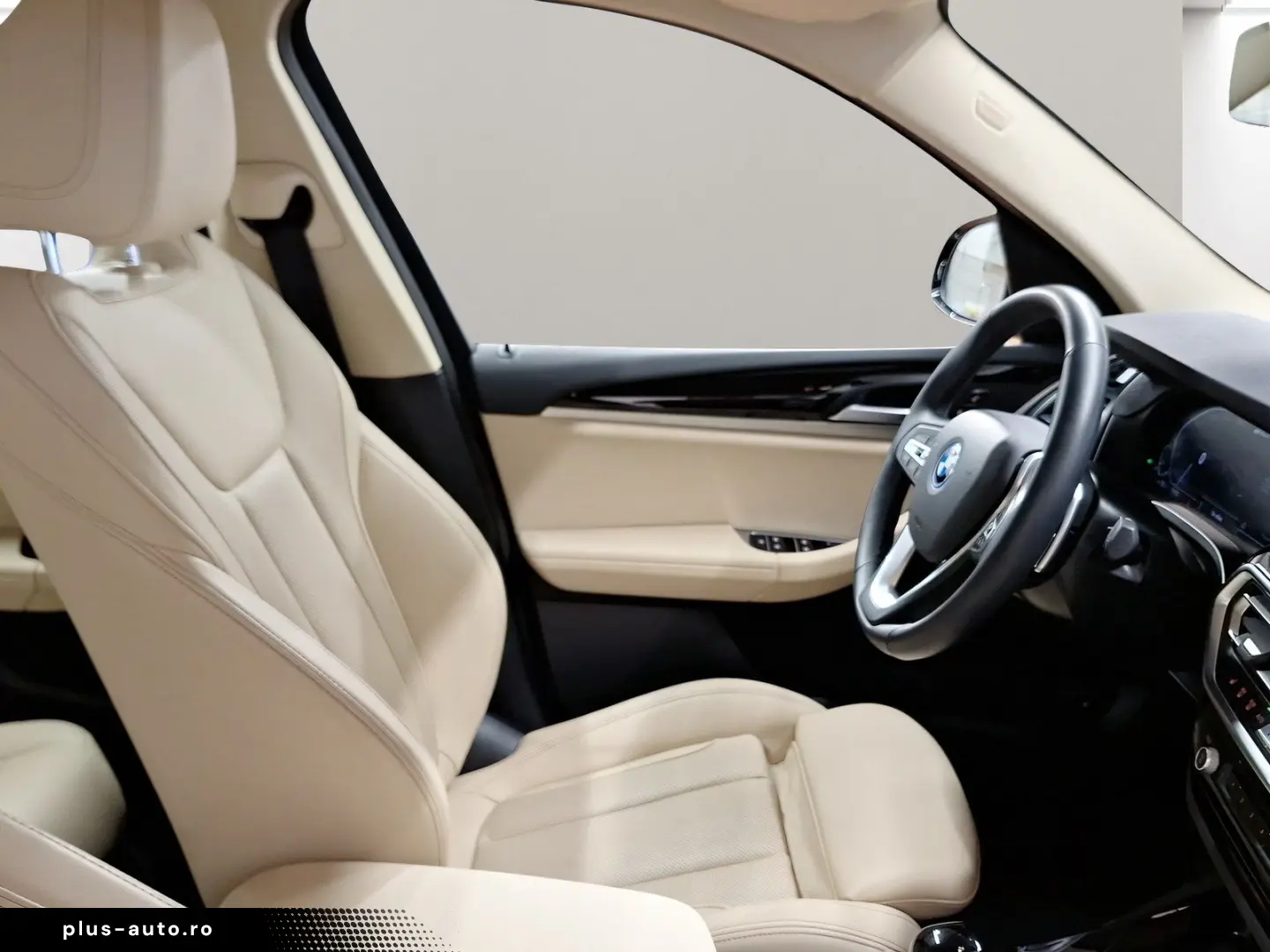 BMW X3 xDrive30e Navi Head-Up Kamera Sportsitze LED