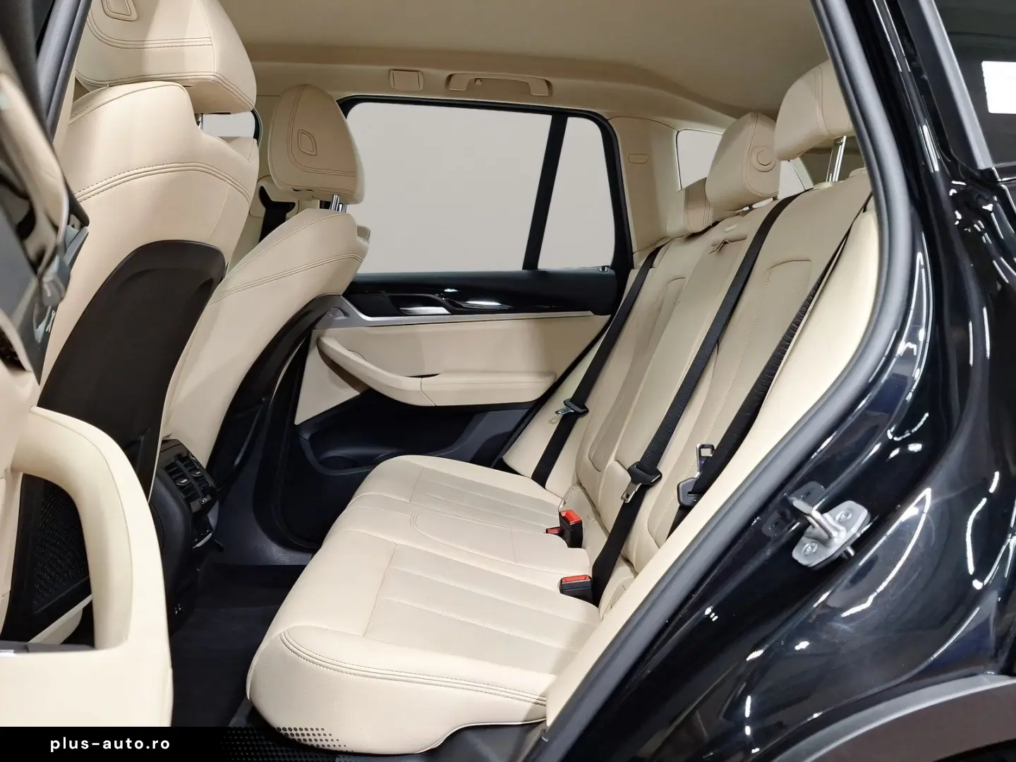 BMW X3 xDrive30e Navi Head-Up Kamera Sportsitze LED