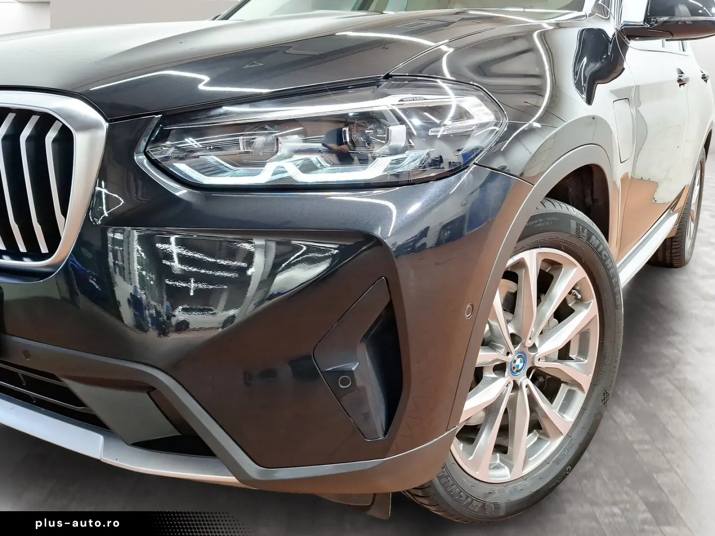 BMW X3 xDrive30e Navi Head-Up Kamera Sportsitze LED