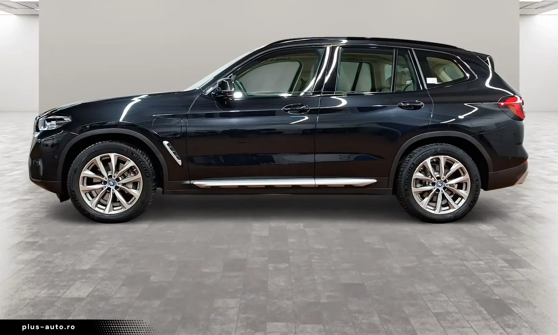 BMW X3 xDrive30e Navi Head-Up Kamera Sportsitze LED