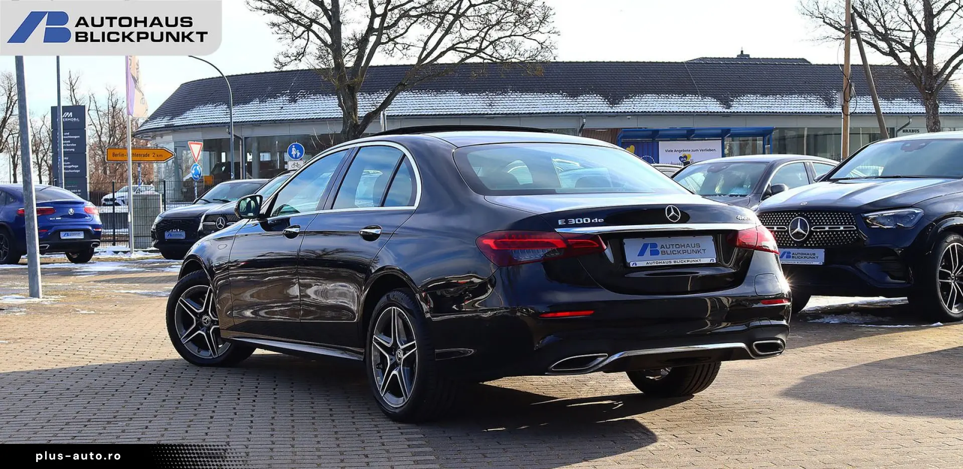 MERCEDES-BENZ E 300 de 4M AMG DISTRO PANO KAMERA BURMESTER