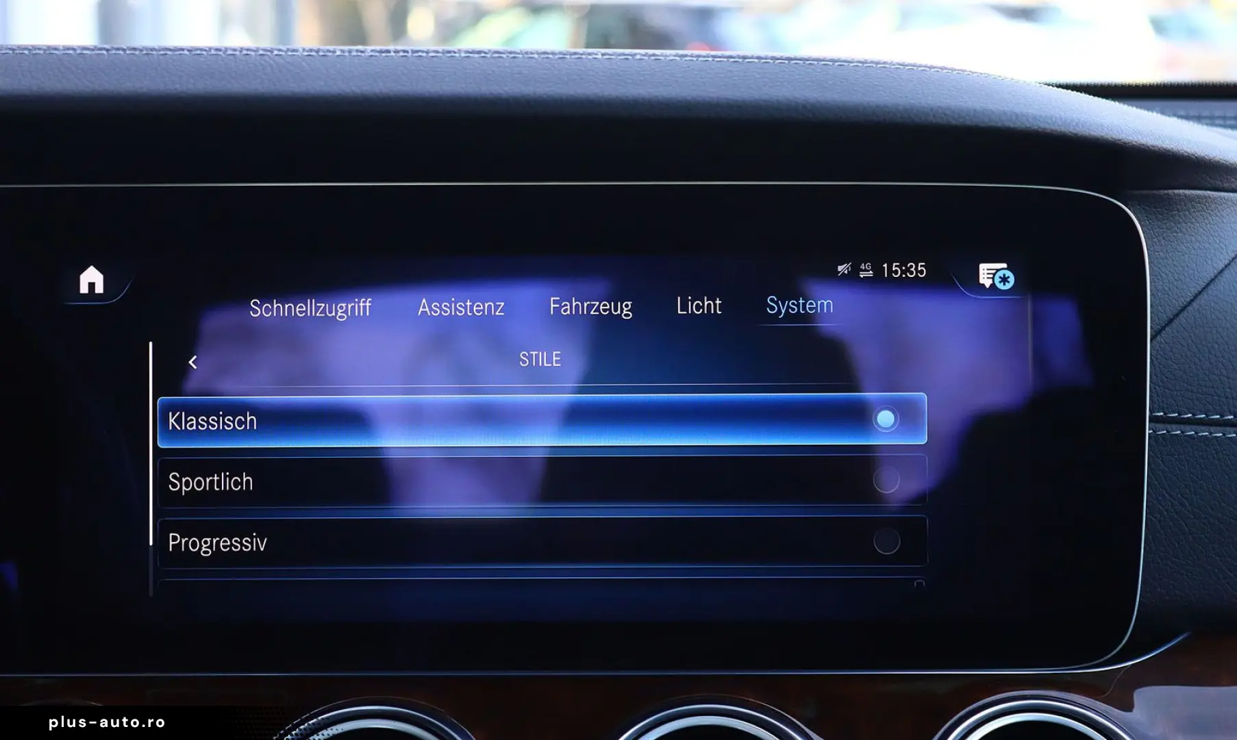 MERCEDES-BENZ E 300 de 4M AMG DISTRO PANO KAMERA BURMESTER