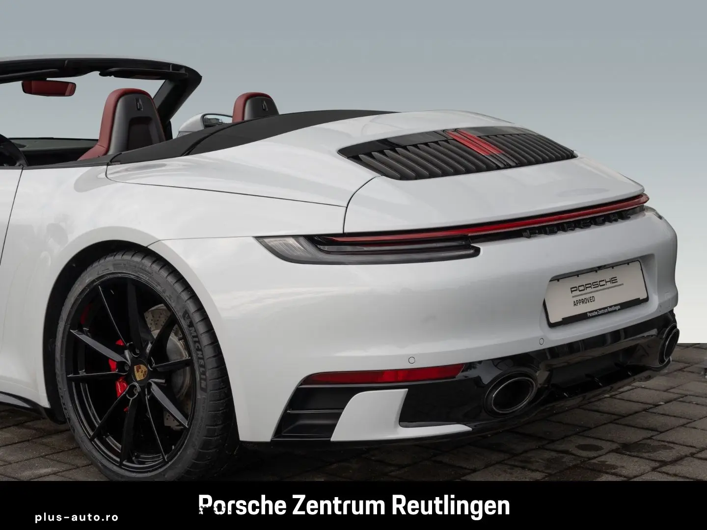 PORSCHE 992 911 Carrera 4S Cabrio InnoDrive LED-Matrix