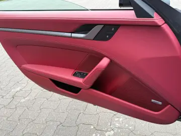 Porsche 992 911 992 CARRERA 4 CABRIOLET