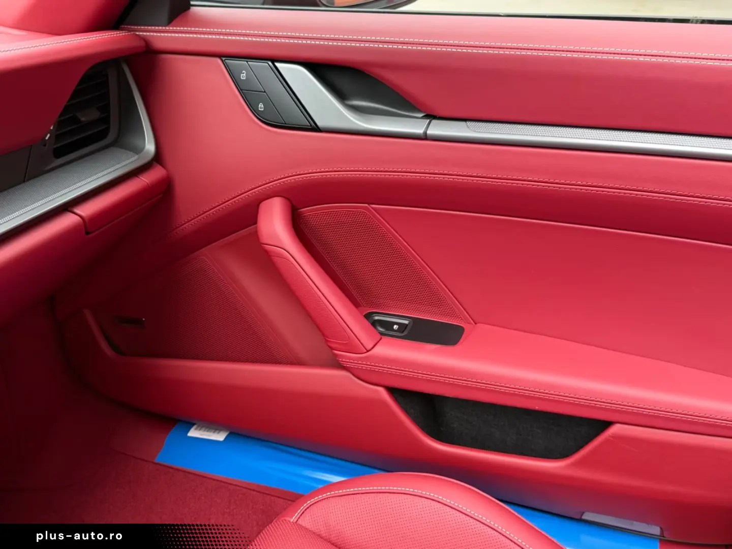 Porsche 992 911 992 CARRERA 4 CABRIOLET