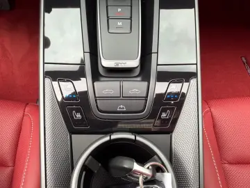 Porsche 992 911 992 CARRERA 4 CABRIOLET