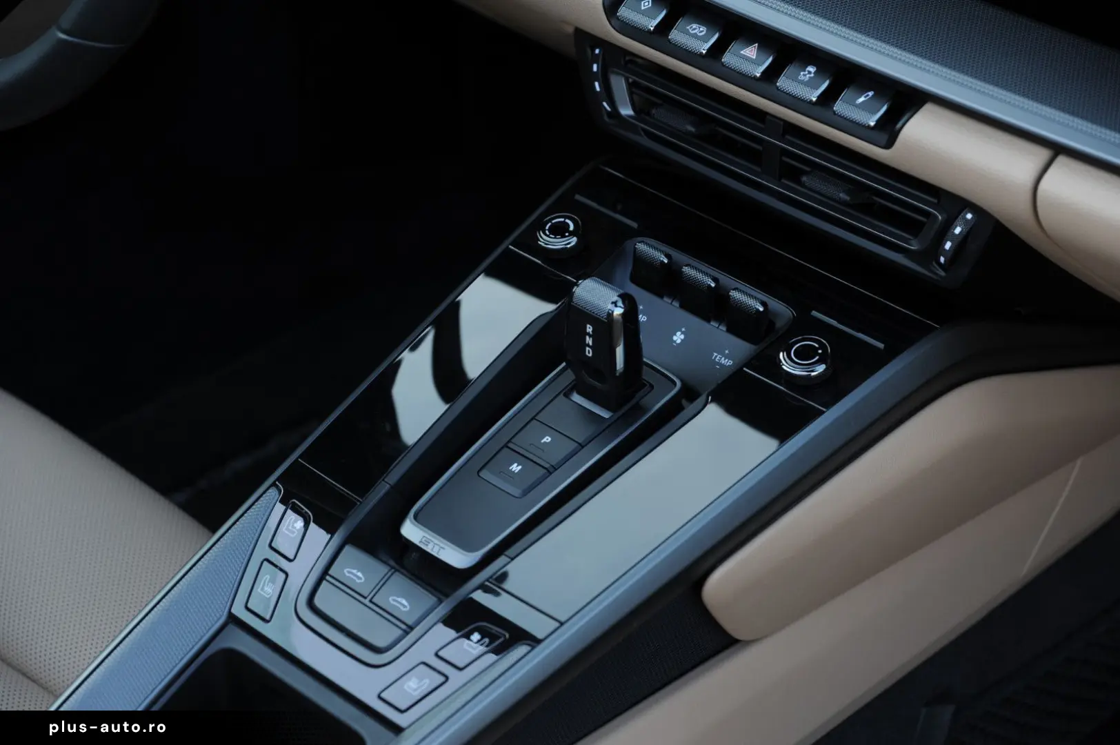 PORSCHE 992 Targa 4 VAT Ref   SportDesign   Chrono