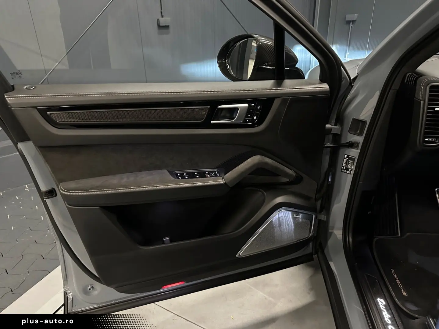 PORSCHE Cayenne Coupé Turbo GT; Carbon; Chrono