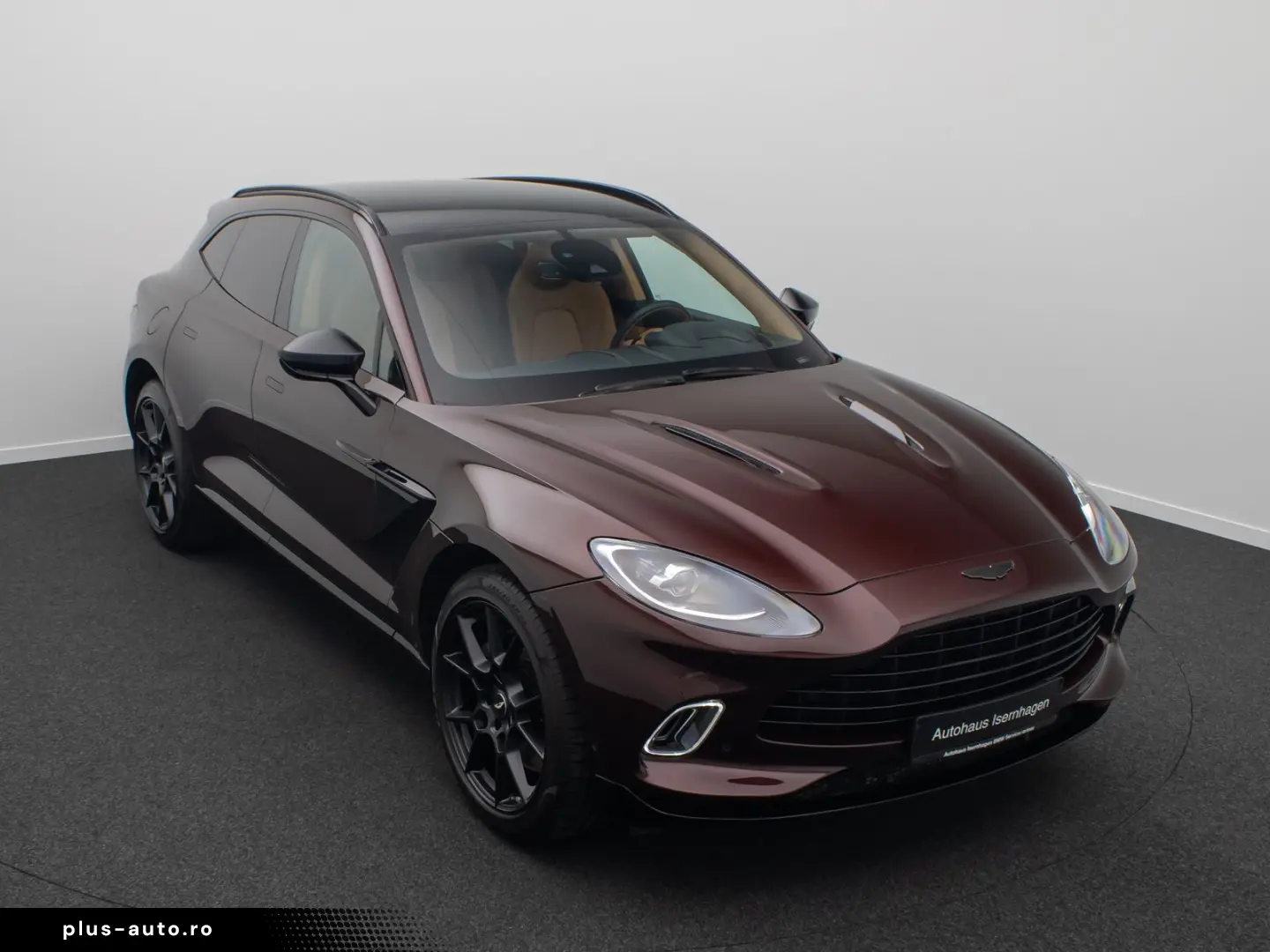 ASTON MARTIN DBX 4.0 V8 Individual Carbon