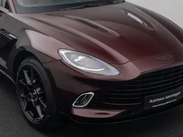 ASTON MARTIN DBX 4.0 V8 Individual Carbon
