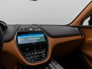 ASTON MARTIN DBX 4.0 V8 Individual Carbon