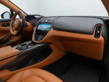 ASTON MARTIN DBX 4.0 V8 Individual Carbon