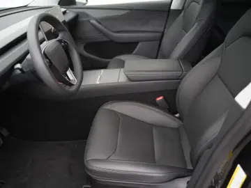 TESLA Model Y Long Range Juniper AWD 1. Hd. Unfallfrei