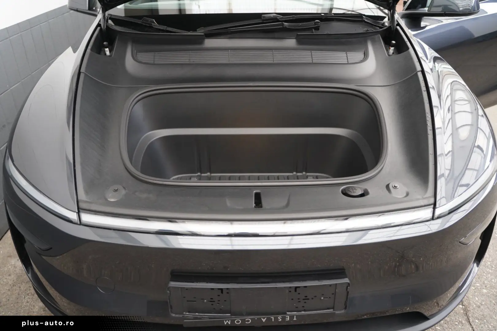 TESLA Model Y Long Range Juniper AWD 1. Hd. Unfallfrei