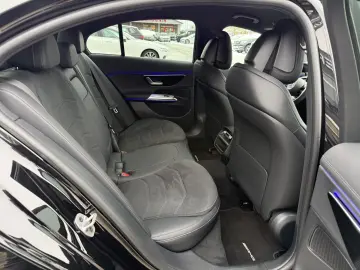 MERCEDES-BENZ E 200 AMG Distronic R-Kam T-Winkel Amb&hellip;