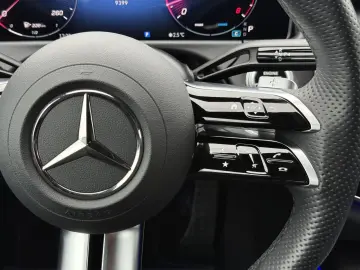 MERCEDES-BENZ E 200 AMG Distronic R-Kam T-Winkel Amb&hellip;