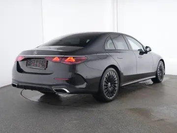 MERCEDES-BENZ E 200 AMG Night Distr MBUX Kamera Tot &hellip;