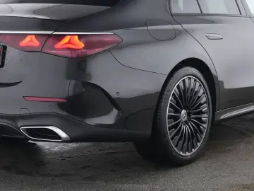 MERCEDES-BENZ E 200 AMG Night Distr MBUX Kamera Tot &hellip;