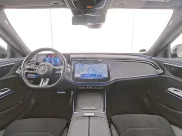 MERCEDES-BENZ E 200 AMG Night Distr MBUX Kamera Tot &hellip;