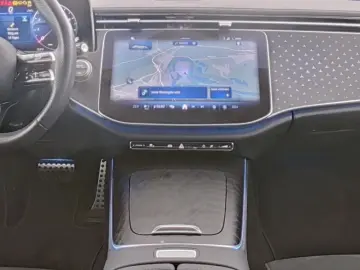 MERCEDES-BENZ E 200 AMG Night Distr MBUX Kamera Tot &hellip;