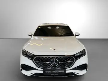 MERCEDES-BENZ E 200 AMG Digital Light Distronic getö&hellip;
