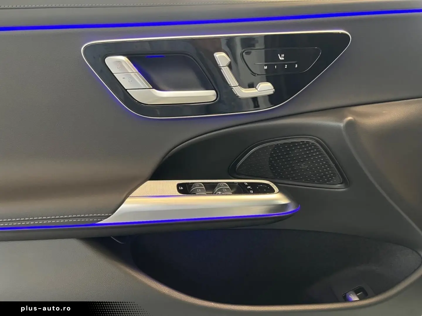 MERCEDES-BENZ E 200 AMG Digital Light Distronic getö&hellip;