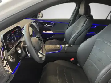 MERCEDES-BENZ E 200 AMG Digital Light Distronic getö&hellip;