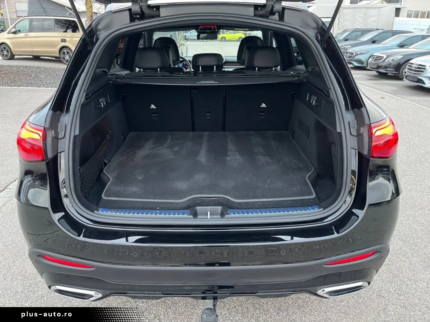 MERCEDES-BENZ GLC 400 e 4M AMG-PREMIUM Night  20 AHK Bur3D